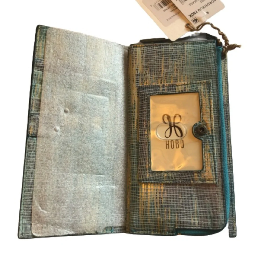 NWT HOBO Gracie Leather Wallet In Cracked Glass - Picture 5 of 13